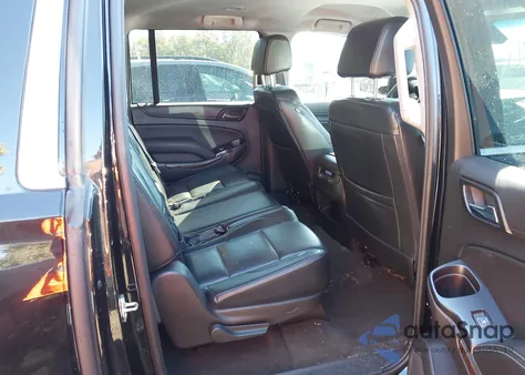 2017 Chevrolet Suburban Ls z USA, uszkodzony, nr VIN 1GNSKGKC5HR351102